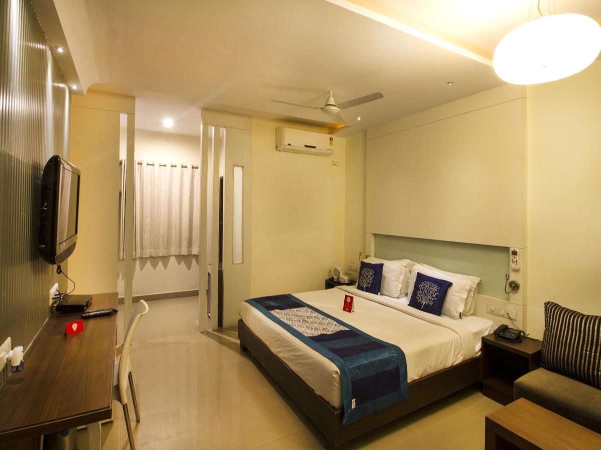 Oyo 984 Hotel Gn International Lalaguda Экстерьер фото