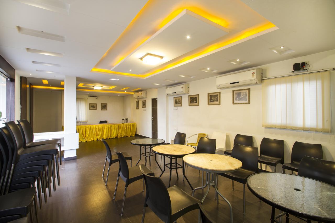 Oyo 984 Hotel Gn International Lalaguda Экстерьер фото