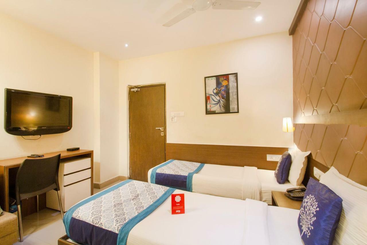 Oyo 984 Hotel Gn International Lalaguda Экстерьер фото